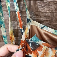 フローラルデザイン キャミソールの画像