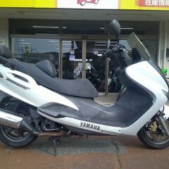 NO.5347　ヤマハ　マジェスティ１２５　水冷４サイクルエンジン　ＦＩ車　ホワイト　☆彡の画像