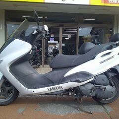 NO.5347　ヤマハ　マジェスティ１２５　水冷４サイクルエンジン　ＦＩ車　ホワイト　☆彡の画像