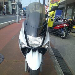 NO.5347　ヤマハ　マジェスティ１２５　水冷４サイクルエンジン　ＦＩ車　ホワイト　☆彡の画像