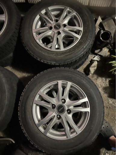 (取り引き決まりました)スタットレスホイル付き