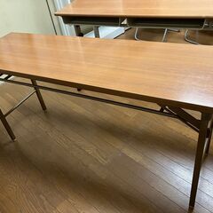 会議用テーブル　あげます