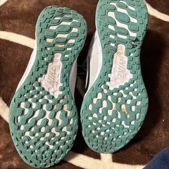 24.5NIKEスニーカーの画像