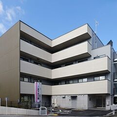 【安心サポート】資格取得＆OJTあり◎未経験から長く働ける介護のお仕事@木下の介護の画像