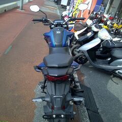 NO.5387　ホンダ　ホーネット２．０　空冷４サイクルエンジン　５速ミッション　ＦＩ車　ＡＢＳ付き　倒立フォーク　マッドブルー　☆彡の画像