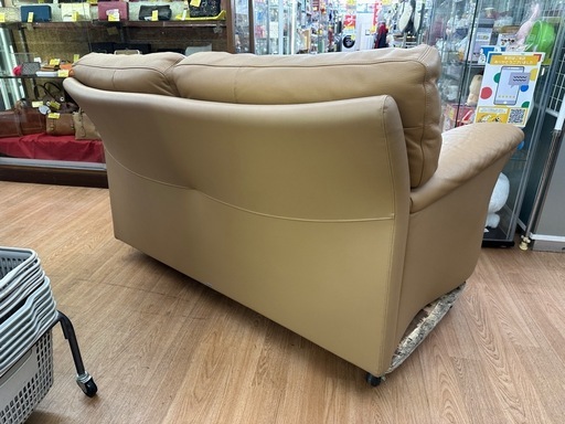 ⭐︎ドリーム荒牧店⭐︎ジモティー割引有⭐︎【クリーニング済み】カリモク　2Pソファ
