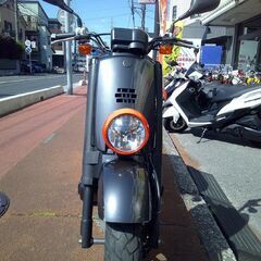 No.5398　ヤマハ　ＶＯＸ　水冷４サイクルエンジン　フューエルインジェクション　　ガンメタ＆オレンジ　☆彡の画像