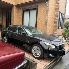 フーガハイブリッド　Y51フーガ　日産