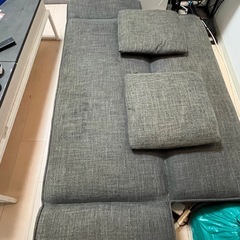 ソファーベッドの画像