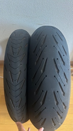 バイク用タイヤ　180/120