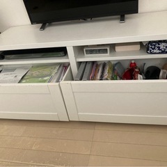 IKEAイケアテレビボード白の画像