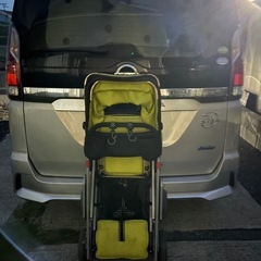 ２人乗りベビーカーの画像