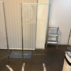 アクリルパーテーション