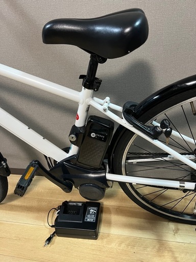 美品✨ パナソニック電動自転車、バッテリー8.0Ah 2023年に新品購入、外観もきれいです。
