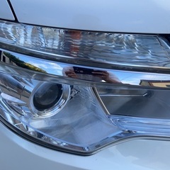 日産　セレナ　ハイブリッドの画像