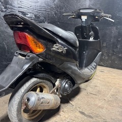 ★支払い総額4.4万円★関東圏内即日配送可能！ホンダ ZX AF35 金フォーク、金ホイール！リアスポイラー付き！！の画像