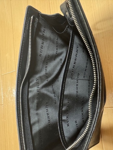【Burberry】クラッチバッグ　値下げしました
