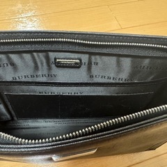 【Burberry】クラッチバッグ　値下げしましたの画像