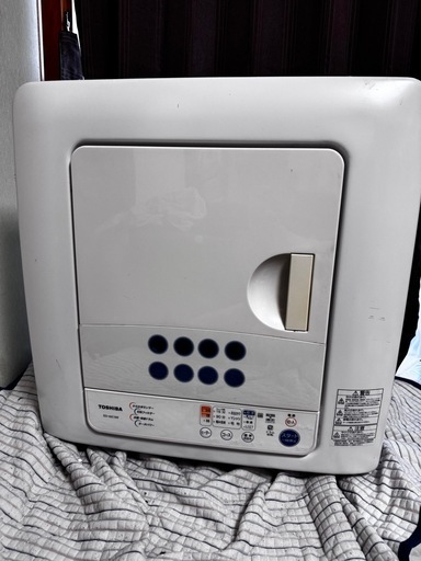 東芝　衣類乾燥機　ED-45C  2014年製