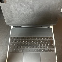 iPad pro 12.9 第5世代 magickeyboardの画像
