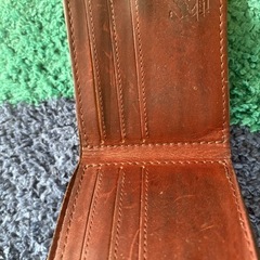 ALZUNIレザー財布の画像