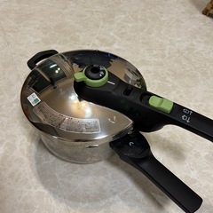 T-fal 圧力鍋 保証書付き の画像