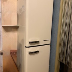 冷蔵庫 198L おしゃれ ノンフロン 冷凍冷蔵庫 静音 省エネ 新生活 レトロホワイト ARE-198の画像
