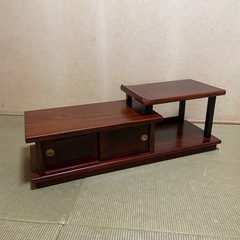 昭和レトロ 段違い 飾り棚 戸棚 床の間 ローボード 茶道具 ウォールナット 家具 和風の画像