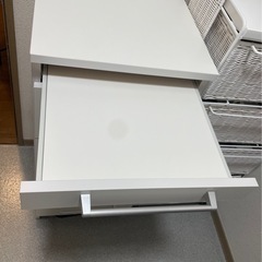 収納棚　衣装ケース　白　引き出し　　の画像