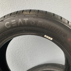 新品同様 スタッドレスタイヤ タイヤのみ 4本セットの画像