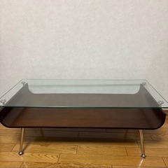 ガラステーブル