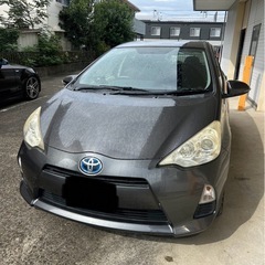 必見アクア車検付き即乗り★経済的なハイブリッド高燃費★お財布に優しい綺麗な一台格安売り切り‼️プリウスよりトヨタアクア！ の画像