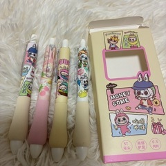 ペン立て&ボールペン4本セットの画像