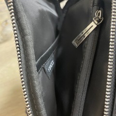 YSACCS（イザック）ショルダーバックの画像
