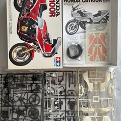 【未開封】 タミヤ　ホンダ　CB1100Rの画像