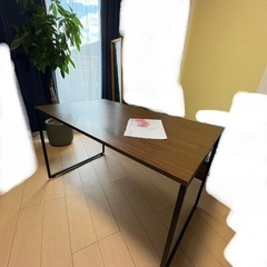 【受け渡し先決定】美品　LOWYA　パソコンデスク　の画像