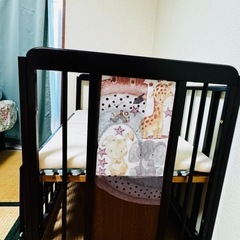 ベビーベッドの画像