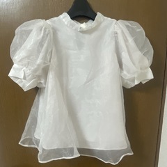 GRLのオーガンジーバッグリボンブラウスです☺️