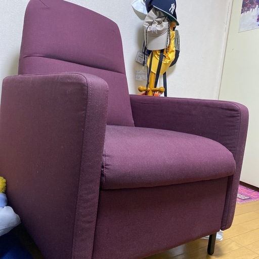 IKEA 1人掛けソファー （エンジ色）n