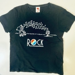スヌーピーとウッドストックの黒Tシャツ