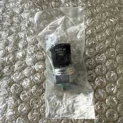 Valeo ヴァレオ プレッシャースイッチ 509864 BMW 6653 エアコンプレッシャースイッチ 圧力スイッチの画像