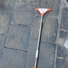 【譲ります】熊手　枯葉集めの画像