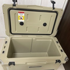 PYKES PEAKクーラーボックス42.6Lの画像