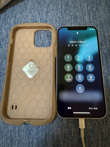 iPhone12本体　64GB ホワイト色　　最大バッテリー容量78%