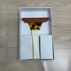 ネオ甲 津軽三味線用バチ（ベッコウ色）の画像