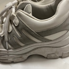 ダッドスニーカー 23.5の画像