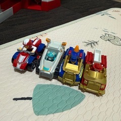タカラトミー　パウ・パトロール パウっと出動！DXパウステーション車4台の画像