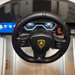 子供用の電動カー　ランボルギーニの画像
