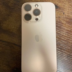 iPhone 16  pro 256GB デザートチタニウム　ccasetifyケース付きの画像