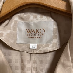 WAKOの薄手のコートの画像